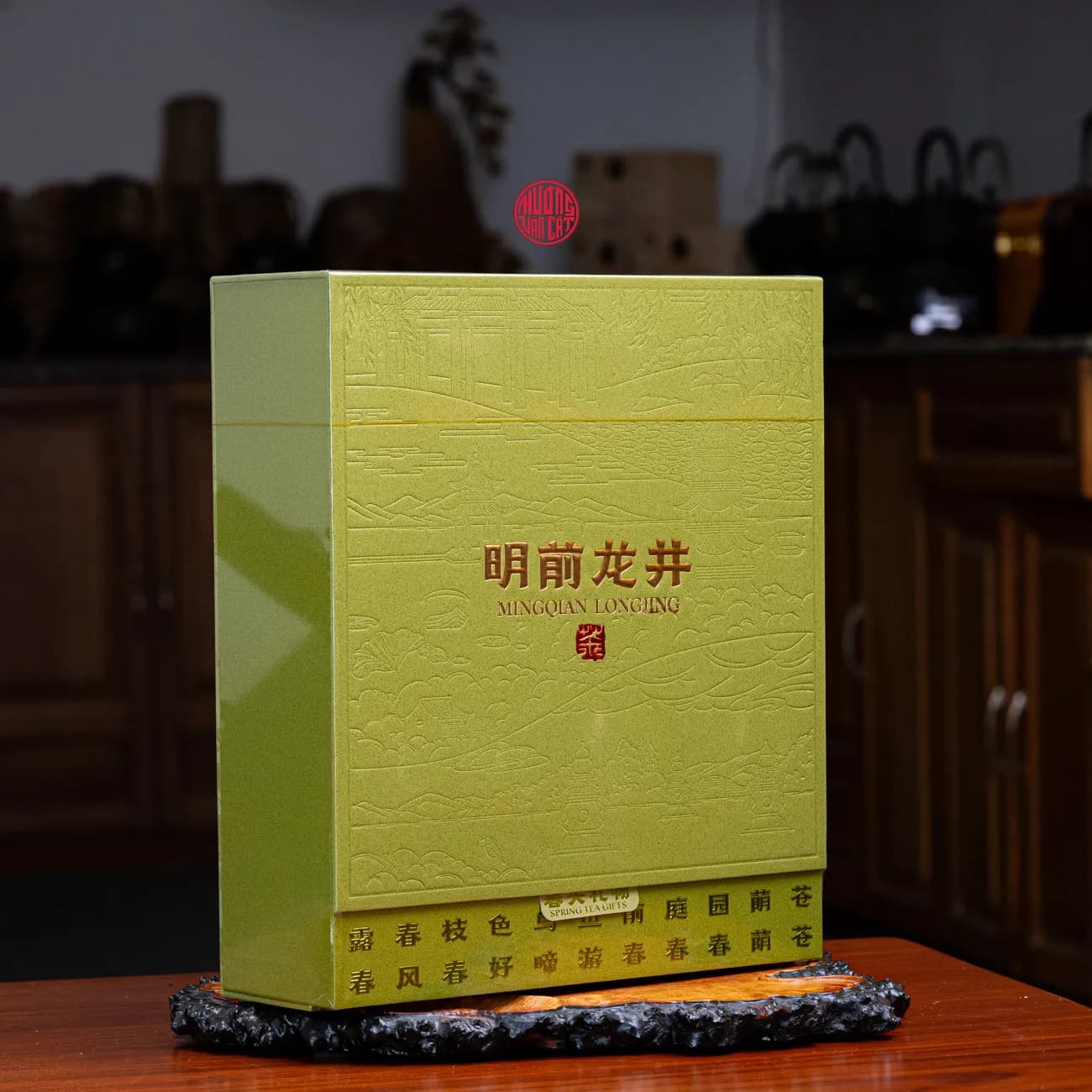 QUÀ TẶNG TRÀ LONG TỈNH TÂY HỒ THƯỢNG HẠNG (250G)