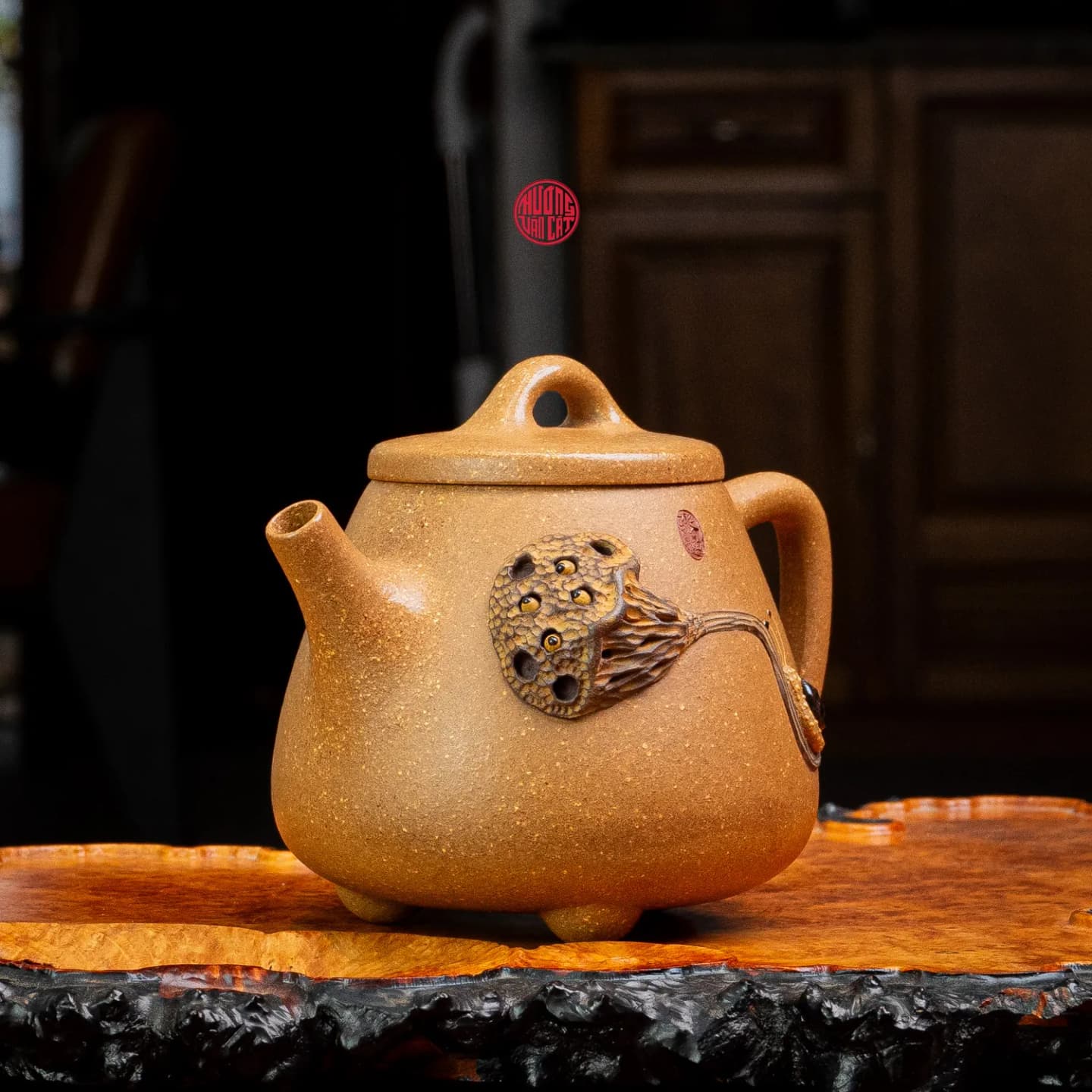 ẤM TRÀ TỬ SA LÃO ĐOÀN NÊ ĐẮP NỔI ĐÀI SEN (180ml) thumbnail 2