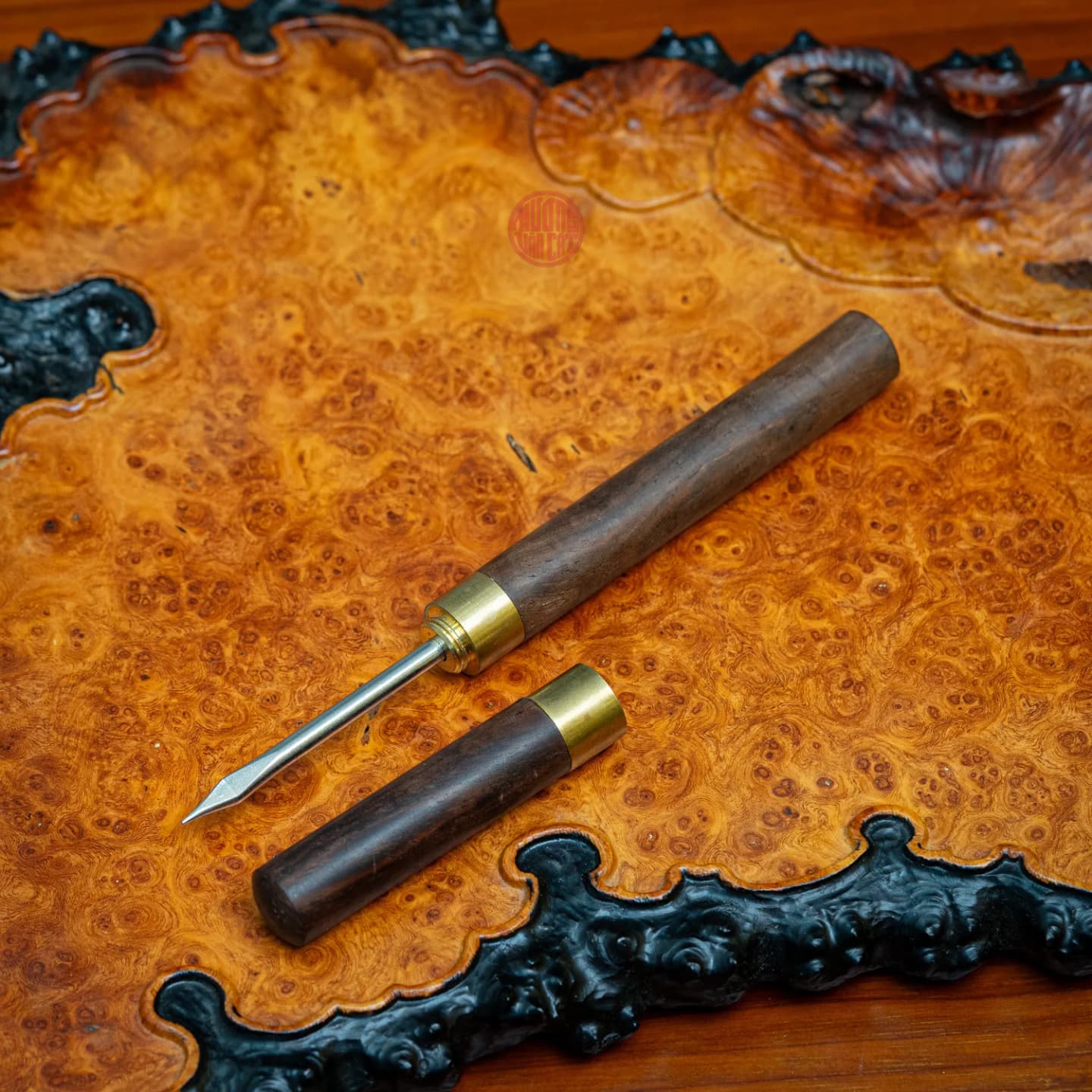 BỘ TRÀ CỤ NHIỀU MÓN HÌNH VUÔNG KHẮC CỎ MAY MẮN  thumbnail 6