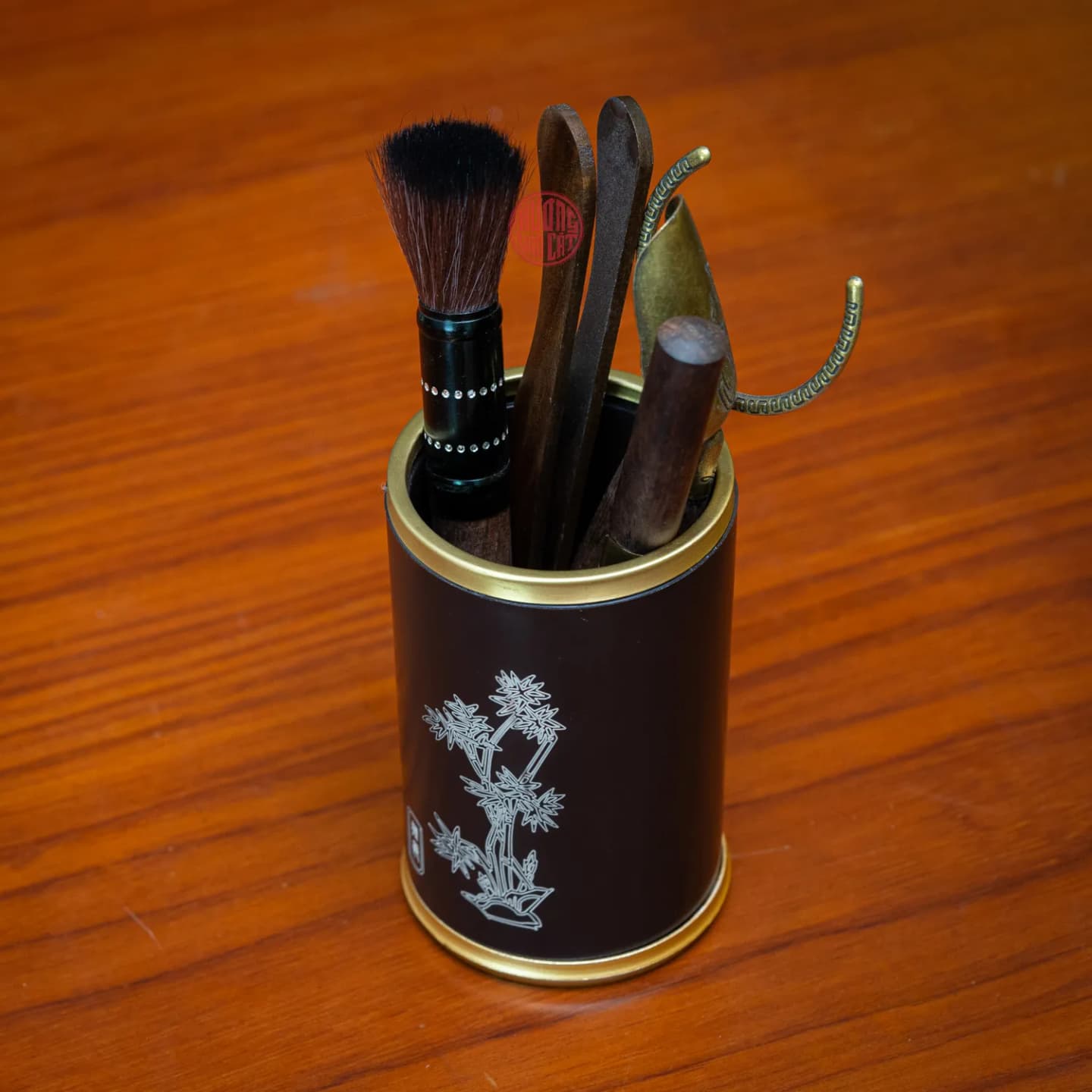 BỘ TRÀ CỤ NHIỀU MÓN HÌNH TRỤ KHẮC HOA TRÚC  thumbnail 3