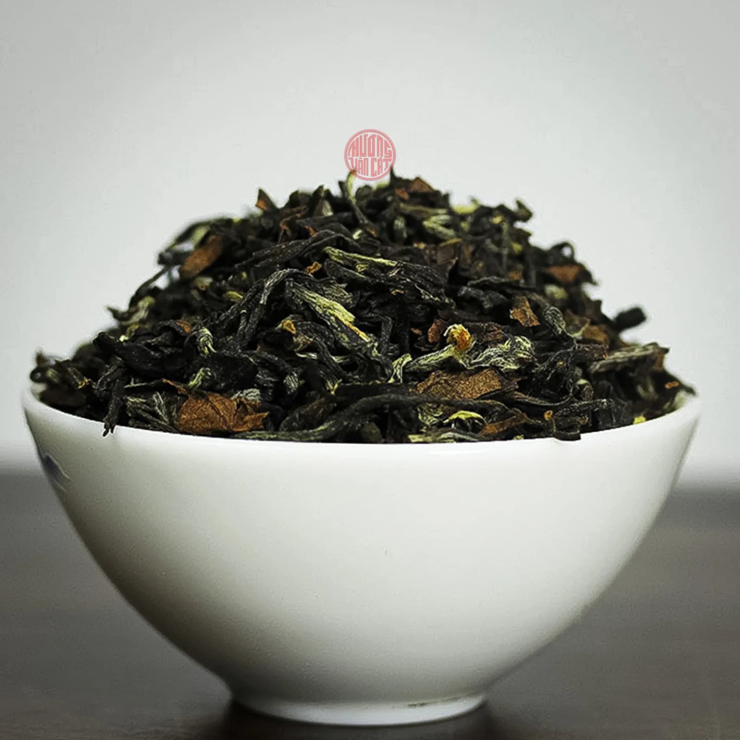 TRÀ OLONG ĐÔNG PHƯƠNG MỸ NHÂN ĐẶC BIỆT (150GRAM) thumbnail 4