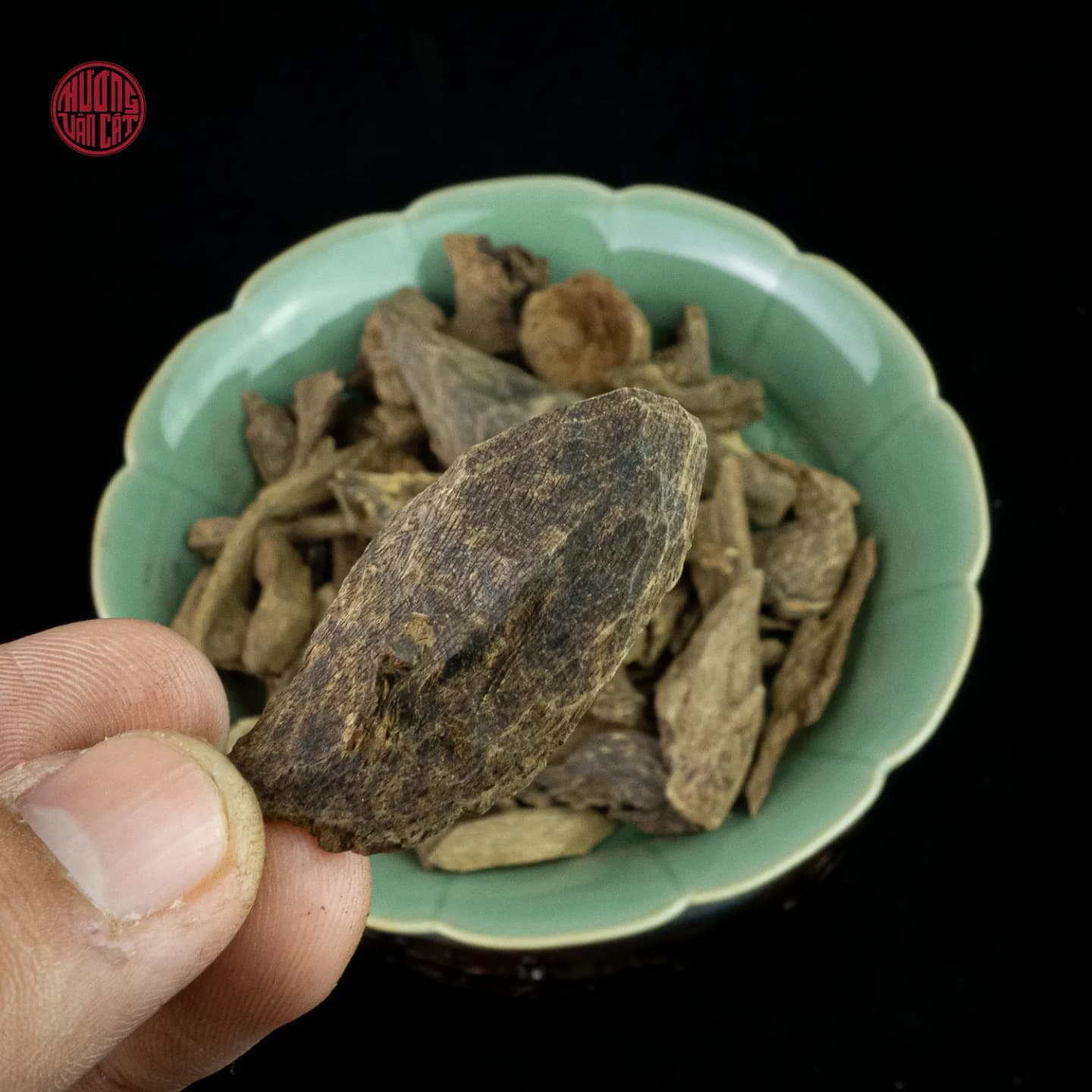 Vụn trầm kiến LimBang cao cấp ( giá trên mỗi 10g) thumbnail 3