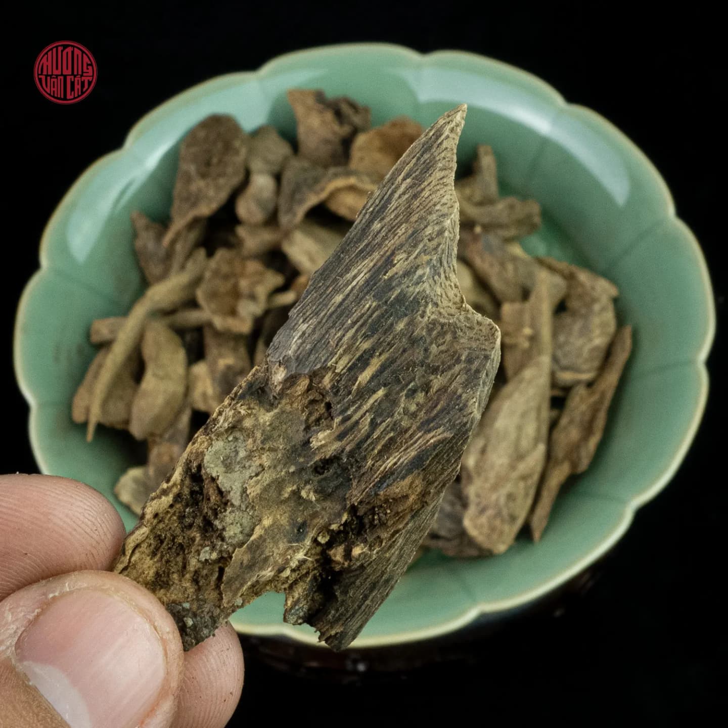 Vụn trầm kiến LimBang cao cấp ( giá trên mỗi 10g) thumbnail 4