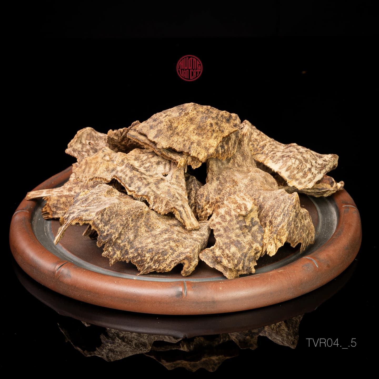 VỤN TRẦM ĐỒI ĐẾ CAO CẤP ( GIÁ 50 GRAM )