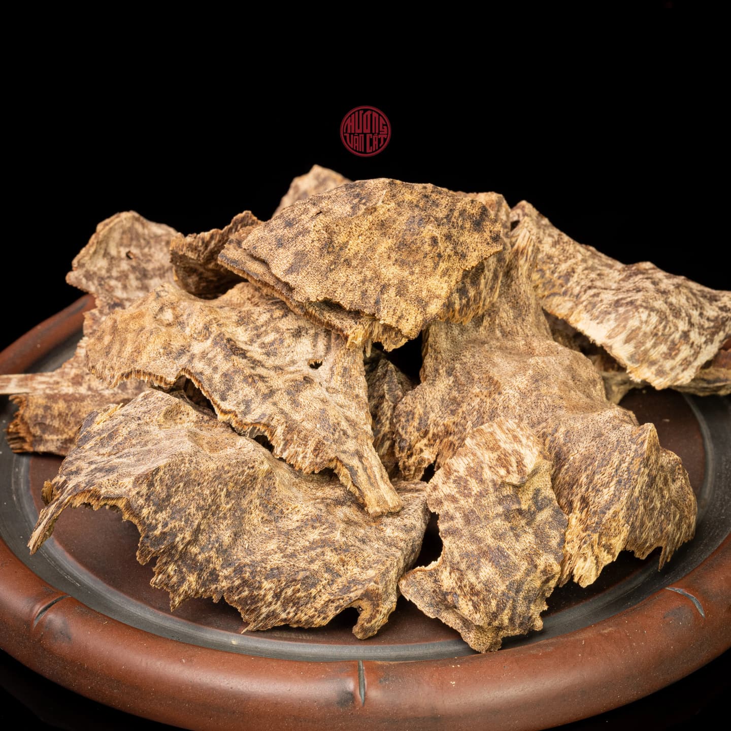 VỤN TRẦM ĐỒI ĐẾ CAO CẤP ( GIÁ 50 GRAM ) thumbnail 2