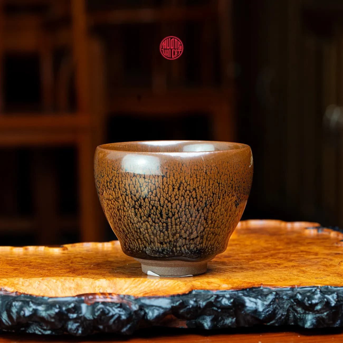 CHÉN TRÀ THIÊN MỤC DU TRÍCH KHỔNG TƯỚC VŨ ( Mẫu 2 )