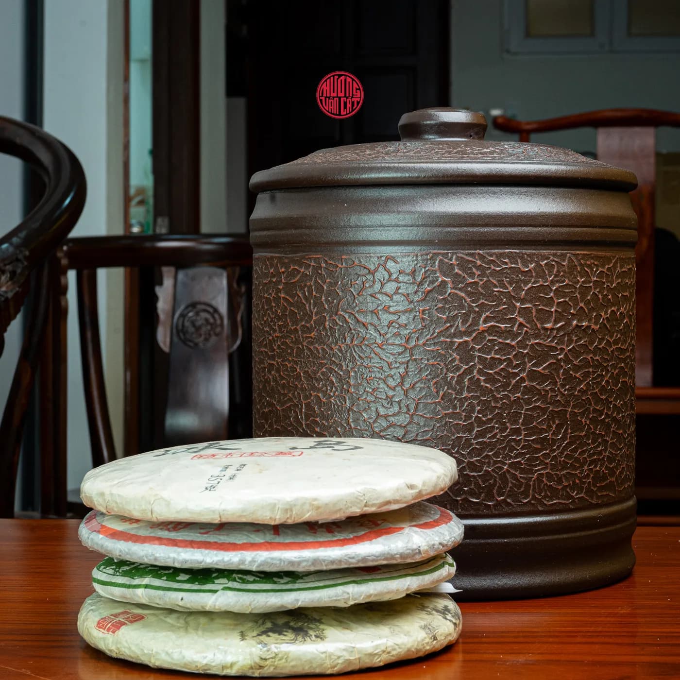 HŨ TRÀ TỬ SA CAO CẤP CHỨA TRÀ PHỔ NHĨ ( Chứa 7 bánh trà ) thumbnail 2