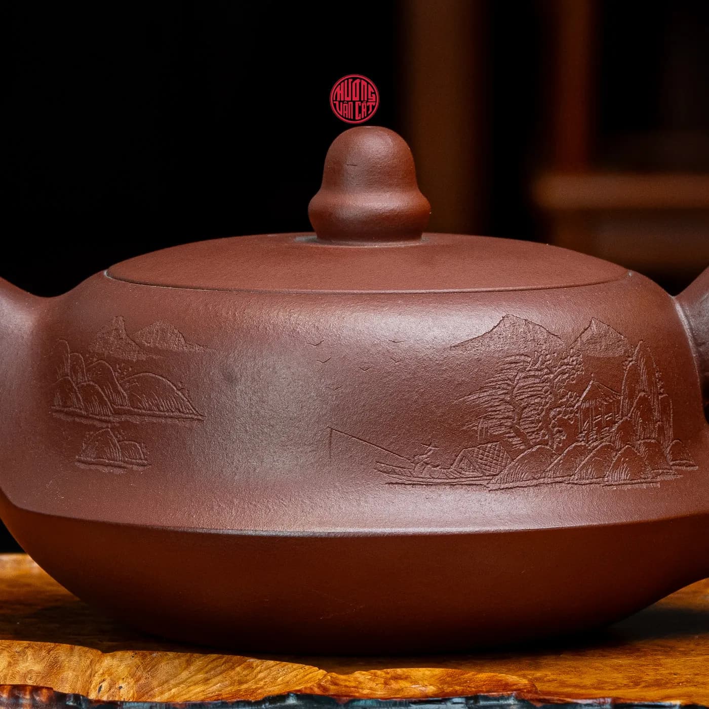 ẤM TRÀ TỬ SA DÁNG THIÊN BIẾN KHẮC LÀNG QUÊ ( 220ml ) thumbnail 2