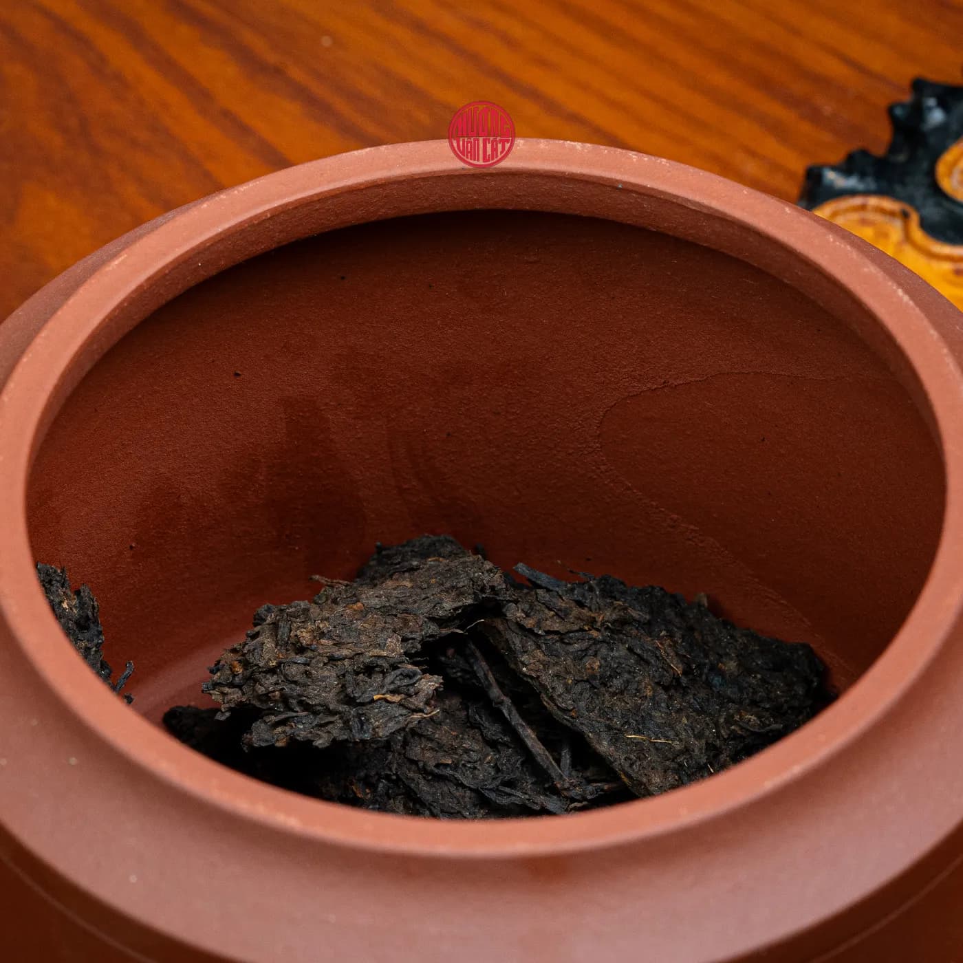 HŨ TRÀ TỬ SA VẼ SƠN THỦY ( 400gram trà ) thumbnail 5