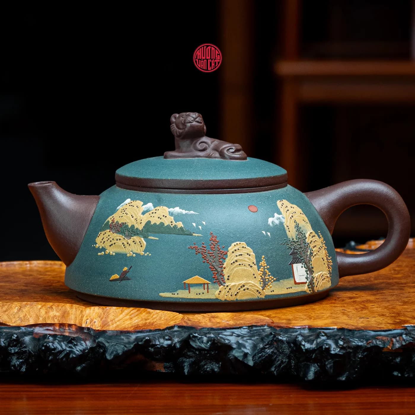 ẤM TRÀ TỬ SA DÁNG BÁN NGUYỆT VẼ SƠN THỦY ( 220ml ) thumbnail 2