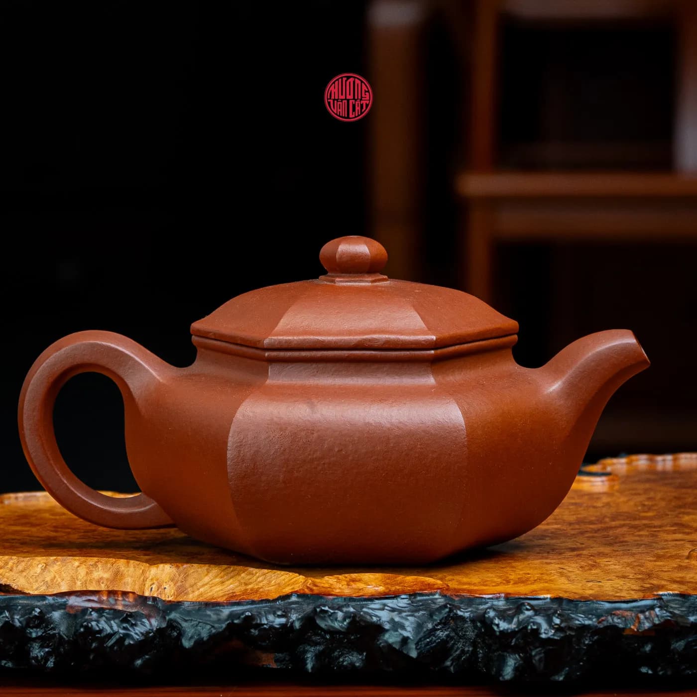 ẤM TRÀ TỬ SA CHU SẦN DÁNG LỤC PHƯƠNG ( 210ml ) thumbnail 4