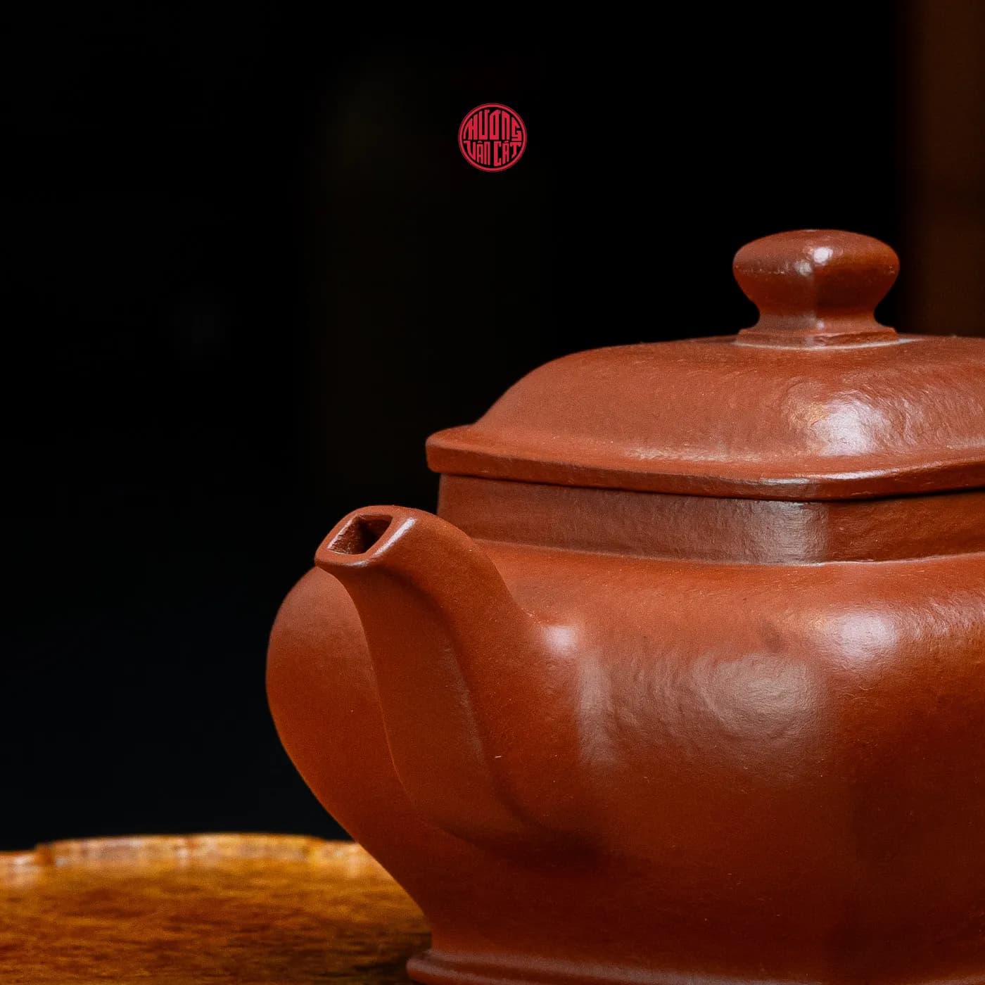 ẤM TRÀ TỬ SA CHU NÊ SẦN DÁNG TỨ PHƯƠNG BIẾN THỂ ( 220ml ) thumbnail 3