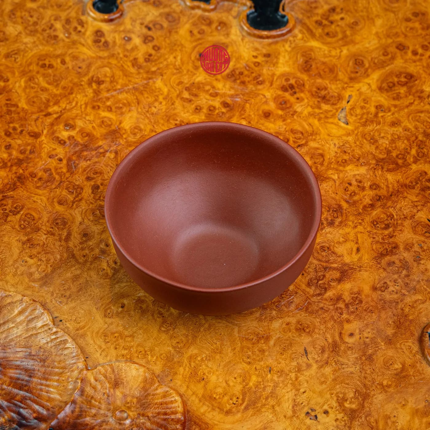 CHÉN TRÀ TỬ SA NGUYÊN KHOÁNG HỒNG NÊ DÁNG ĐÀI SEN (50ml) thumbnail 3