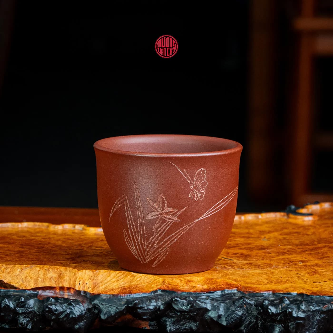 CHÉN TRÀ TỬ SA NGUYÊN KHOÁNG TỬ NÊ KHẮC LAN (50ml)