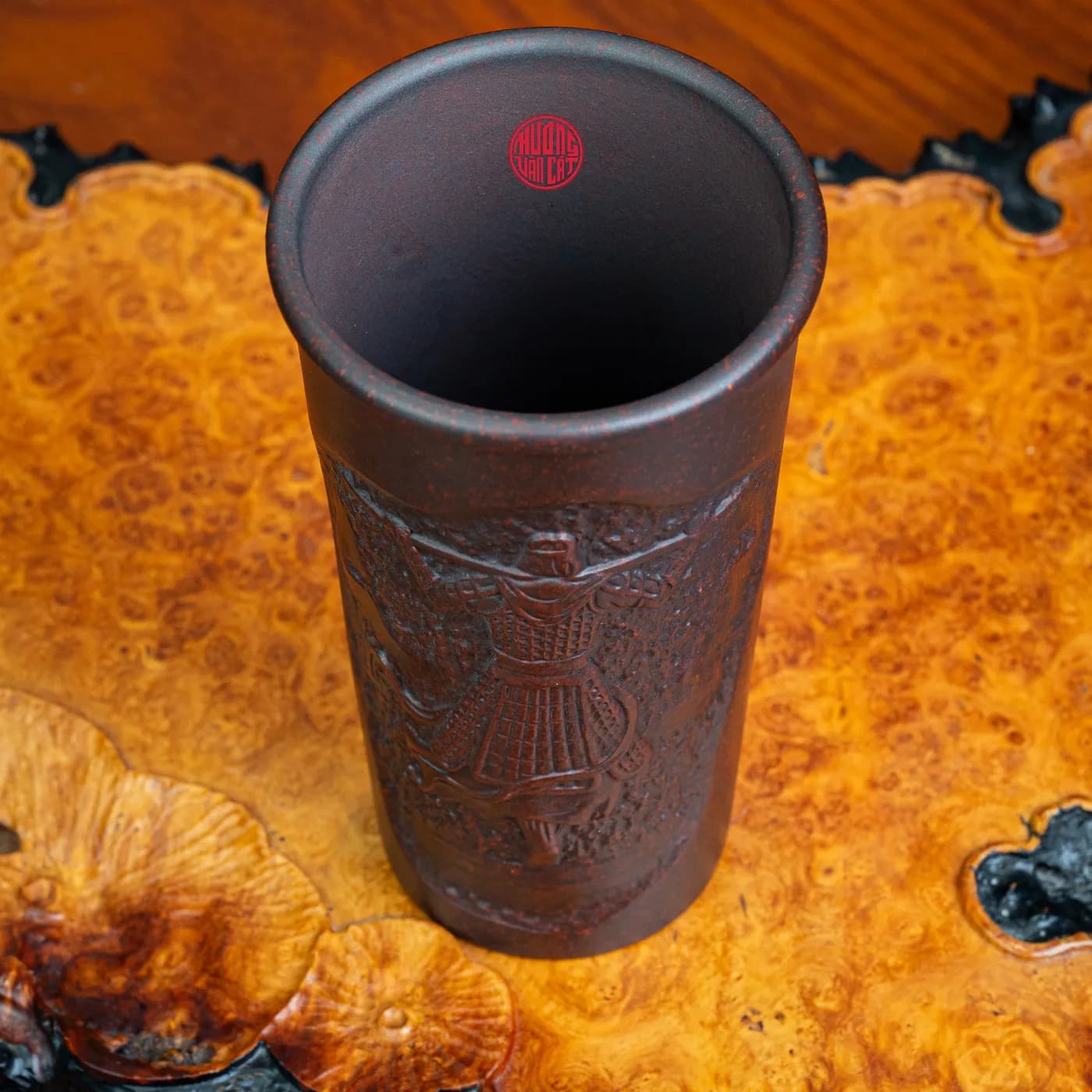 CHÉN TRÀ CHỦ TỬ SA TỬ NÊ KHẮC NGỘ KHÔNG (260ml) thumbnail 3