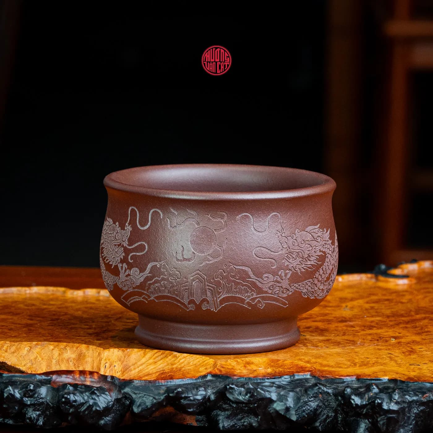 CHÉN TRÀ CHỦ TỬ SA TỬ NÊ KHẮC SONG LONG (150ml)