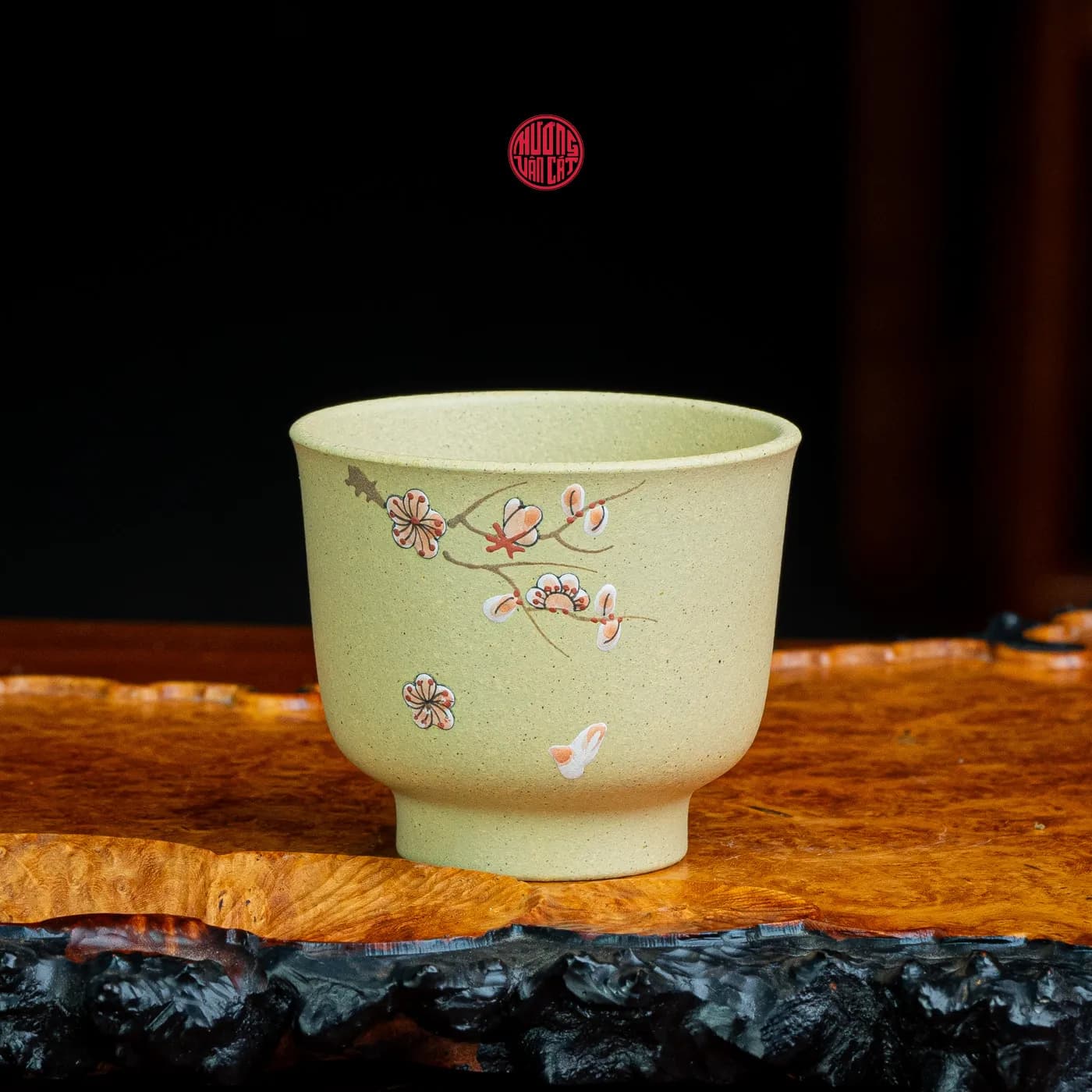 CHÉN TRÀ CHỦ ĐOÀN NÊ VẼ HOA TRẮNG (50ml)