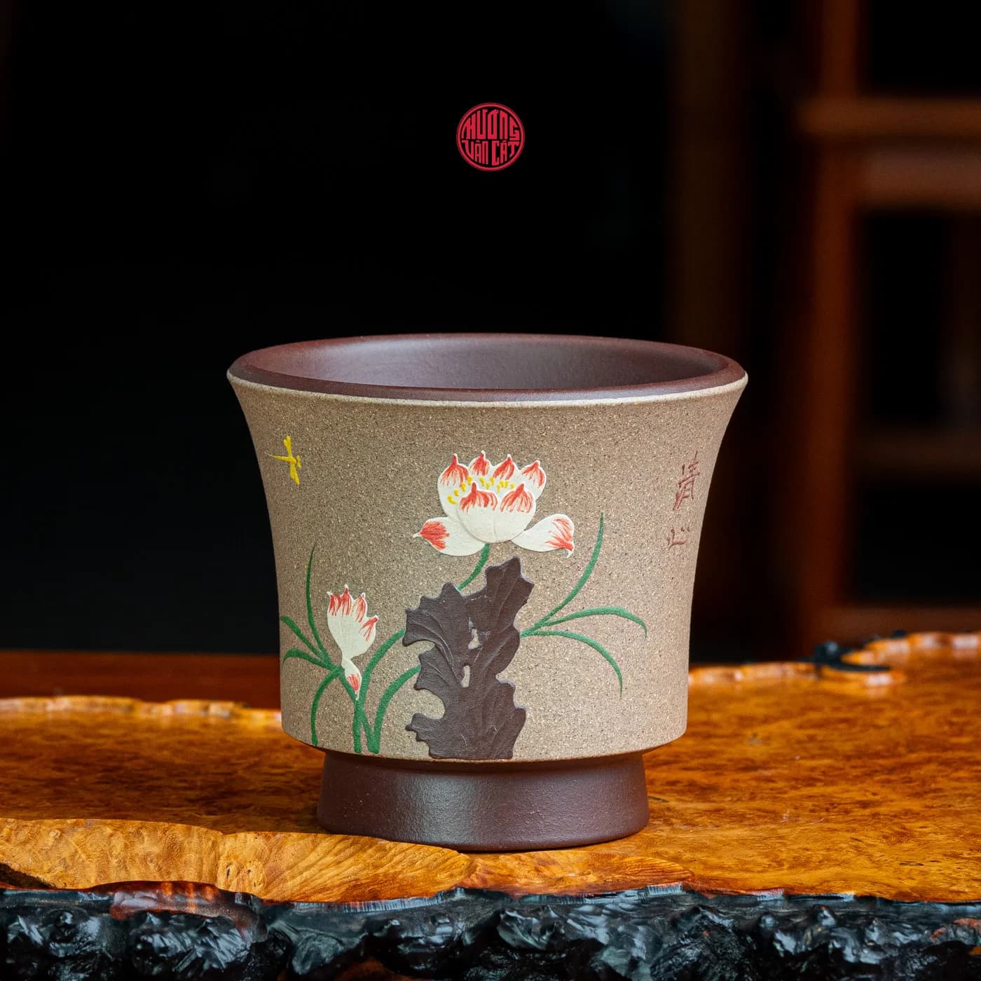 CHÉN TRÀ CHỦ TỬ NÊ PHỦ LÃO ĐOÀN VẼ HOA SEN (200ml)