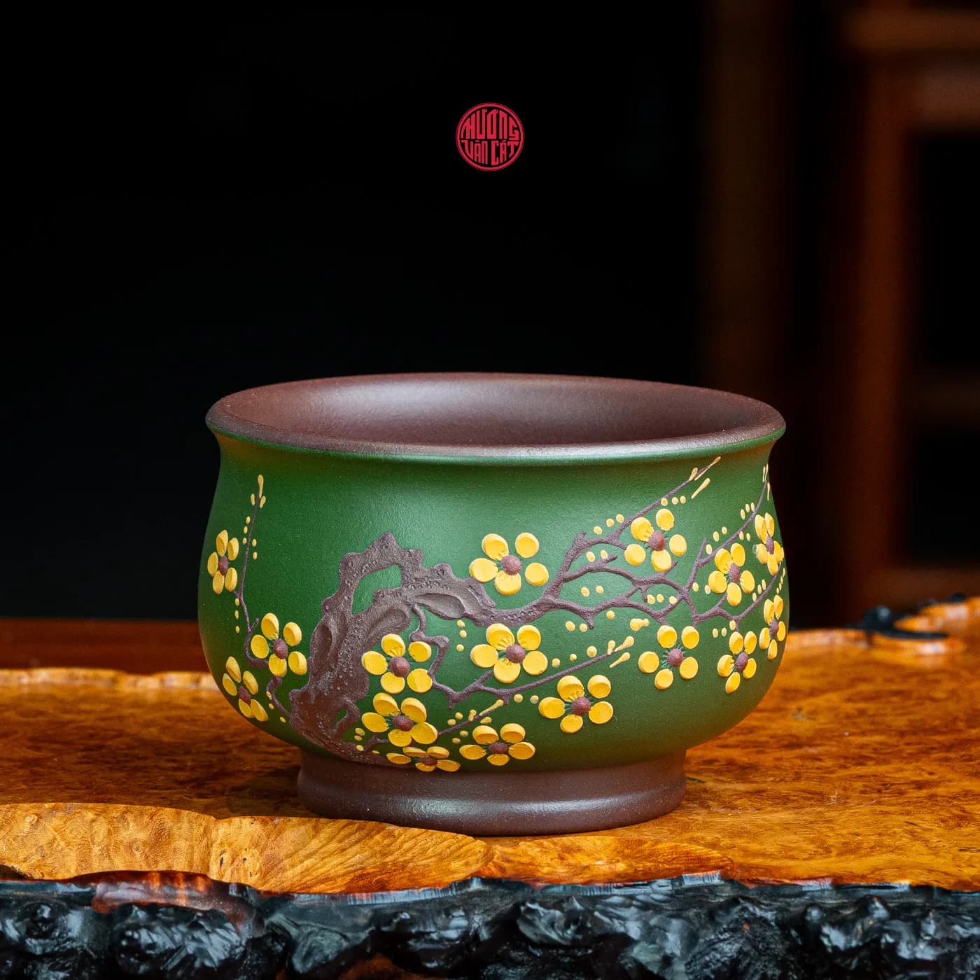 CHÉN TRÀ CHỦ TỬ NÊ PHỦ LỤC NÊ VẼ HOA MAI (160ml)